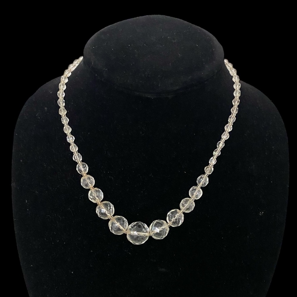 Elegant Clear Faceted Graduated Bead Necklace